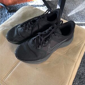 Nike Women’s Black Running Shoes